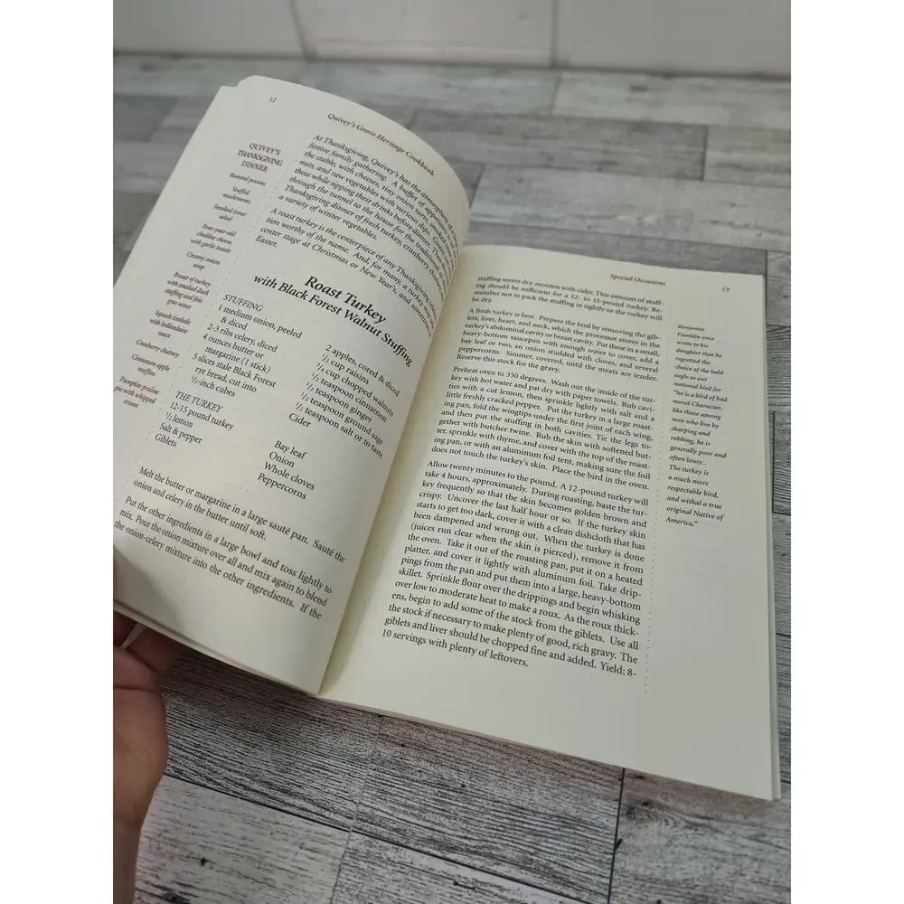 Quiveys Grove Heritage Cookbook Margaret Guthrie 1994 1st Edition 1st Print USED